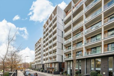 Roseberry Place, Dalston Square, E8 - Photo 5