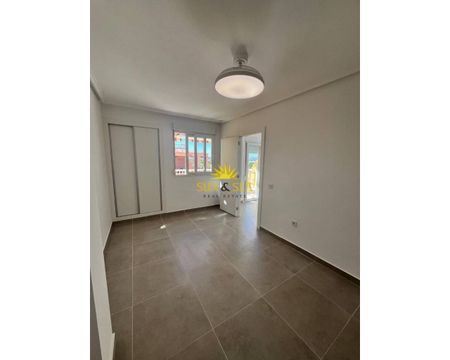 ONE-BEDROOM APARTMENT – TORREVIEJA - Photo 3