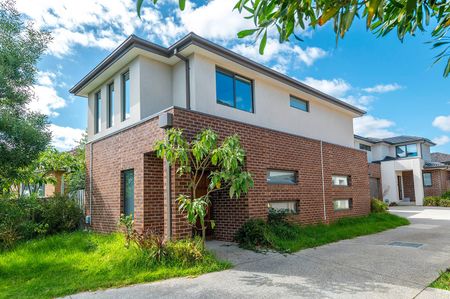 Modern 2 Bedroom Townhouse - Photo 5