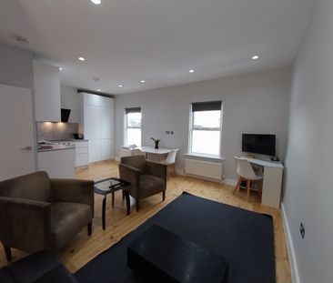1 Bed Flat, Kings Court, NW6 - Photo 3