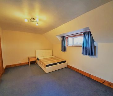 Room in a Shared House, Denstone Road, M6 - Photo 3