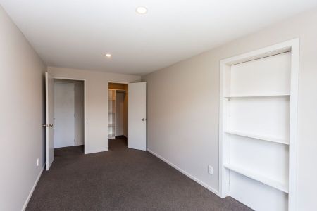 ON POPULAR SUVA ST – RICCARTON OFFERING 4 Bedrooms 2 Bathrooms - Photo 3