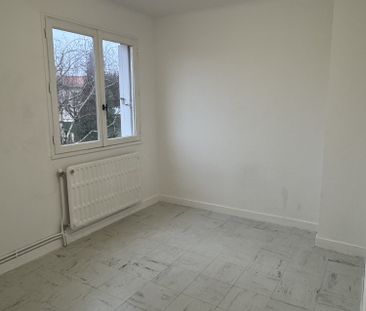 Location Maison 4 pièce(s) - 92 m² - Photo 4