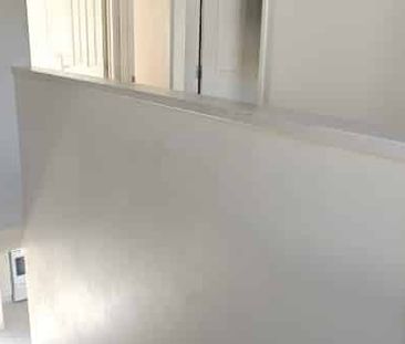 Spacious Family Townhouse in the Heart of Ranui - Photo 1