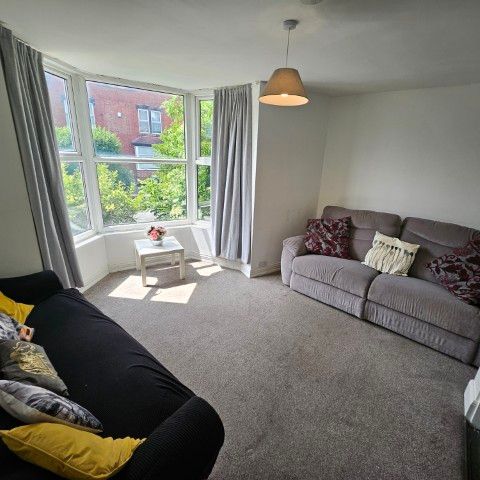 Beechwood Grove, Burley, LEEDS, LS4 2LT - Photo 1