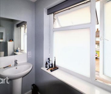 1 bedroom in a house share to rent - Photo 6