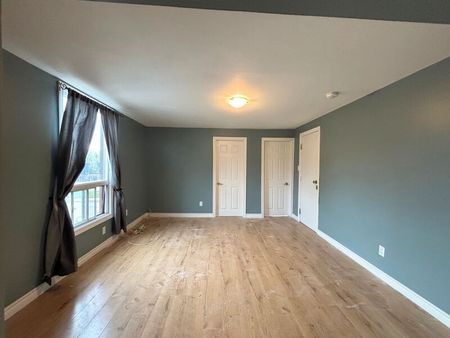 $1,599 / 2 br / 1 ba / 518 Cannon St E unit 2 - Photo 5