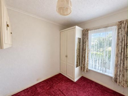 3 bedroom property to rent - Photo 2