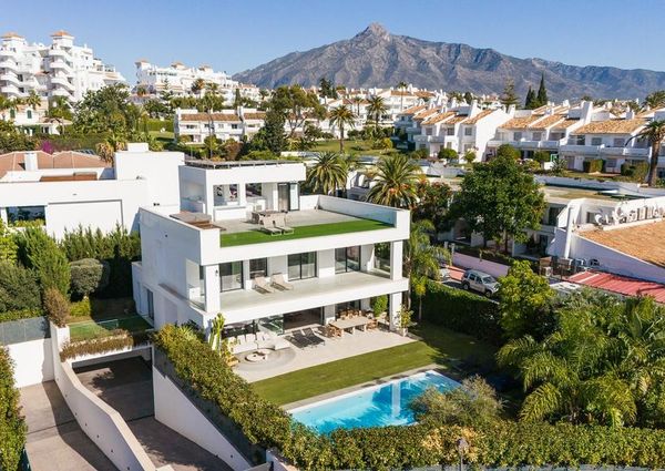 Luxury Villa for rent in Marbella, Andalusia