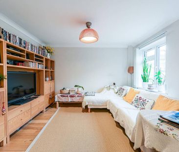 3 bedroom semi-detached house to rent - Photo 3