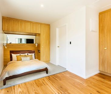 Manor Magic - Photo 2