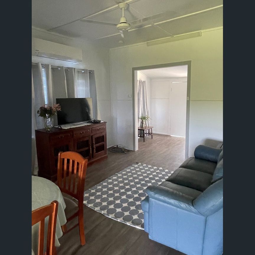 Freshly Presented Two Bedroom Cottage - Photo 1