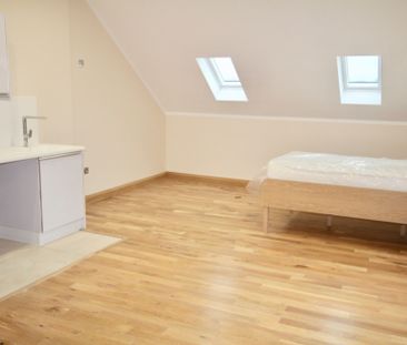 A one bedroom first floor property in the heart of Normanton Road. ... - Photo 2