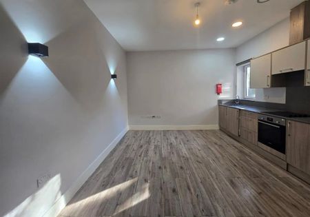 3 Bed Flat, Stuart Crescent, N22 - Photo 4