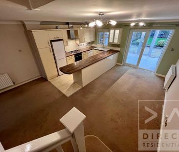 3 bedroom terraced house to rent - Photo 5