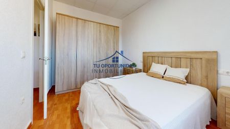 Apartamento de alquiler en Calle de Rosalía de Castro, Puente Tocinos - Photo 3