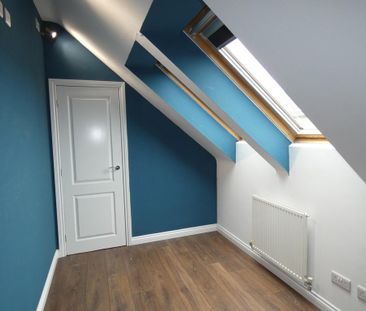4 bedroom semi-detached house to rent - Photo 1