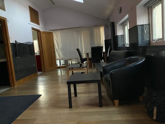 1 bedroom ground floor flat to rent - Photo 1