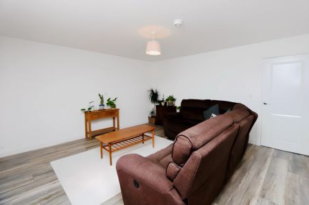 2Bedrooms, 2Bathrooms - Photo 5