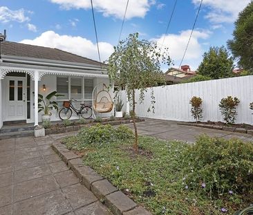 Modern Comfort in a Sought-After Brighton East Location - Photo 6