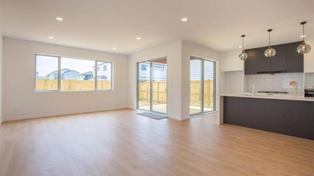 4 Toanui Road, Hobsonville - Photo 2