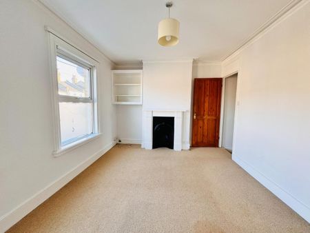 2 bedroom terraced house to rent - Photo 3