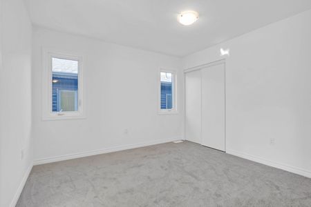 For Lease - 91 Berkely Street, Wasaga Beach, Ontario - Photo 3