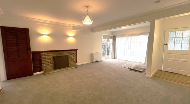 Three Bedrooms on Tamaki Riverside | Don't Miss Out! - Photo 1