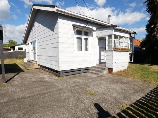 281, Porchester Road, Takanini - Photo 1