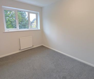 4 bedroom detached house to rent - Photo 3