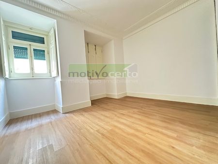 Apartamento T2+1 em Lisboa - Photo 5