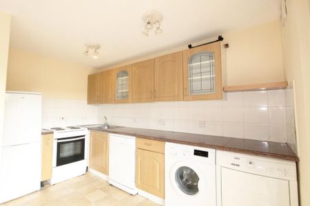 CMK One Bedroom Flat With Open Plan Living and Balcony to let in Milton Keynes - Photo 3