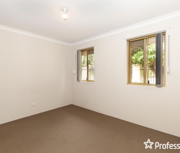 4/15 Forrest Road, Armadale WA 6112 - Photo 4