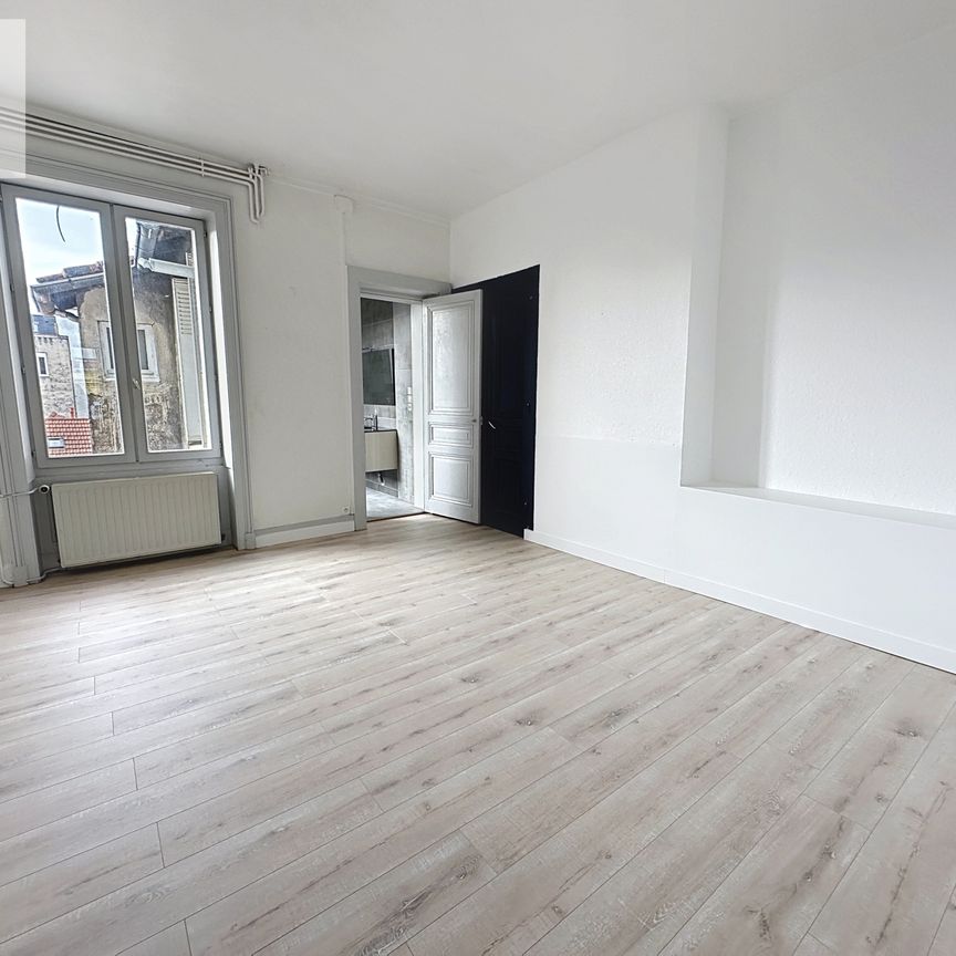 Location Appartement 2 pièces 55m² ST ETIENNE 42000 - Photo 1