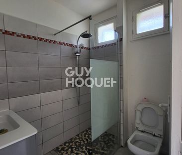 LOCATION : appartement 1 pièce (31 m²) à LEZIGNAN CORBIERES - Photo 1