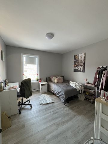 88 Charlotte Street - 2 - Photo 4