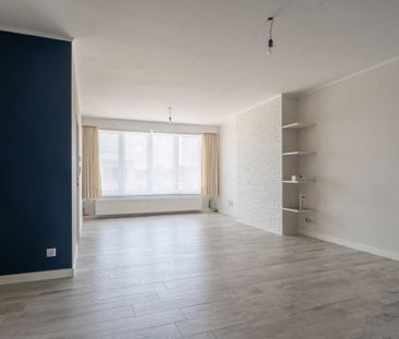 Ruim 2-slaapkamer appartement met garage te Turnhout - Photo 1