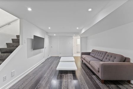 For Lease - 77 Hazelton Avenue, Toronto, Ontario - Photo 3