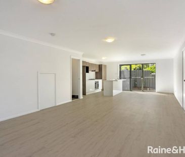 Charming 3-Bedroom Villa in Worrigee - Photo 5