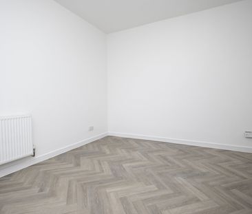 1 bed flat to rent in Richmond Hill, Bournemouth, BH2 - Photo 2