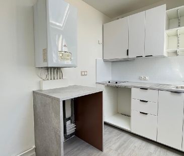 Location Appartement 1 pièce 28m² ROISSY EN FRANCE 95700 - Photo 2