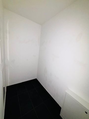 Helle 2-Zimmer-Wohnung mit großem Wohlfühl-Balkon zum Sonne tanken in Arheilgen ab sofort frei - Photo 4