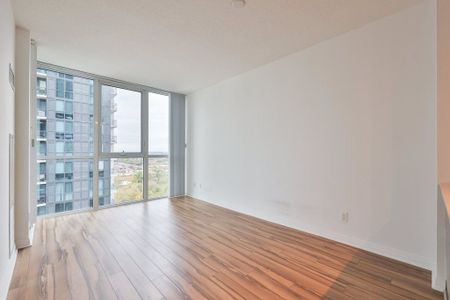 For Lease - 55 Eglinton Avenue Unit# 1610, Mississauga, Ontario - Photo 5