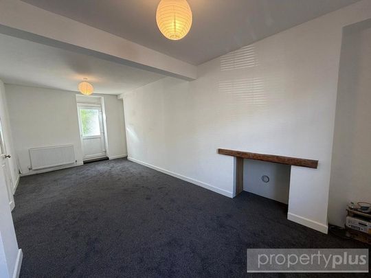 2 bedroom terraced house to rent - Photo 1