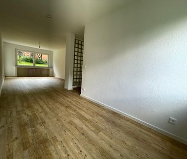 *grün und zentral*modernisierte Balkonwohnung* - Photo 5