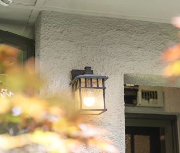 Charming Character-Filled Garden Home - Photo 1