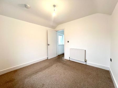 2 bed apartment to rent in Warbro Road, Torquay, TQ1 - Photo 5