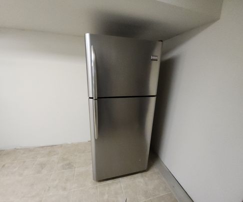 For Lease - 304 Orsi Avenue, Bradford West Gwillimbury, Ontario - Photo 1