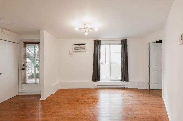 1050 Rue St-Timothée - Photo 1
