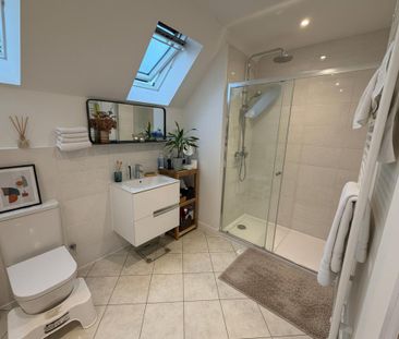 4 bedroom semi-detached house to rent - Photo 6